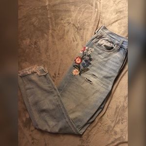 Floral Mom Jeans 🌸💐